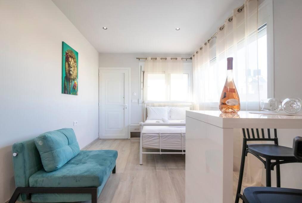 Apartment Elegant Near 7 Gazi